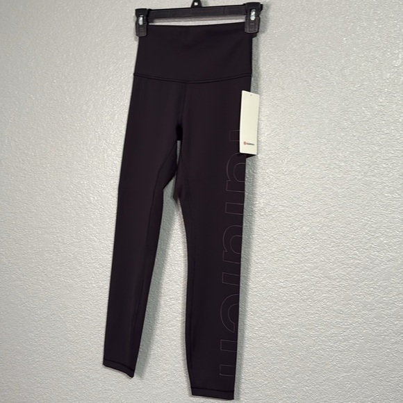 Wunder Train 25” HR tight with lululemon graphic size 4 black - Picture 4 of 8